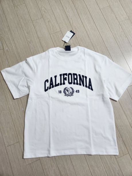 후아유(WHO.A.U) California Letter Short Sleeve T-shirt /WHRAE2324U 후기