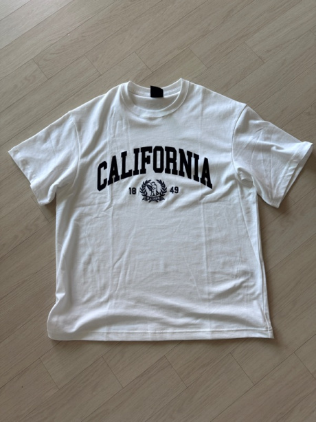 후아유(WHO.A.U) California Letter Short Sleeve T-shirt /WHRAE2324U 후기