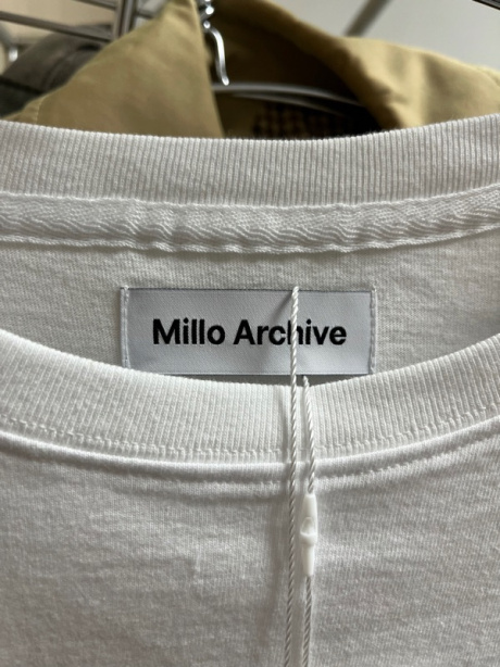 밀로 우먼(MILLO WOMEN) 레터링 아카이브 티셔츠 [화이트] 후기