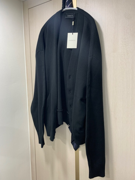 우마뭉(UMARMUNG) Elastic cotton curved sleeve cardigan_Black 후기