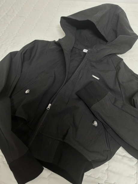 미세키서울(MISEKI SEOUL) Pocket hoodie jacket BLACK 후기