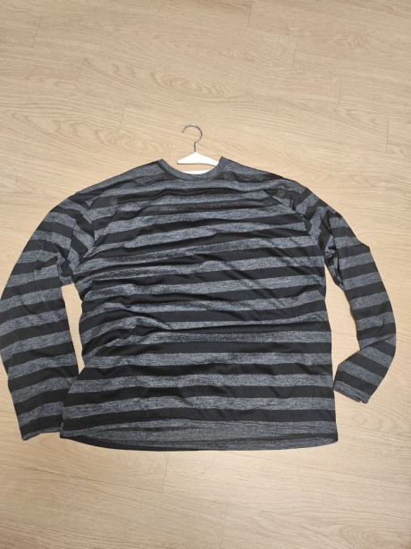 스케이터락(SK8ER ROCK) Melange Striped Long Sleeve T-shirt (Black) 후기
