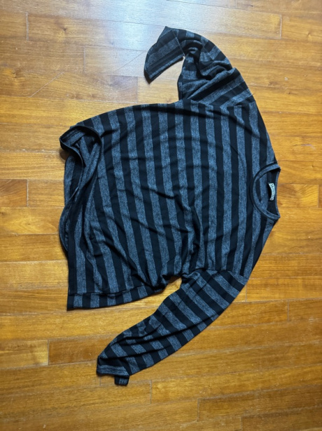 스케이터락(SK8ER ROCK) Melange Striped Long Sleeve T-shirt (Black) 후기