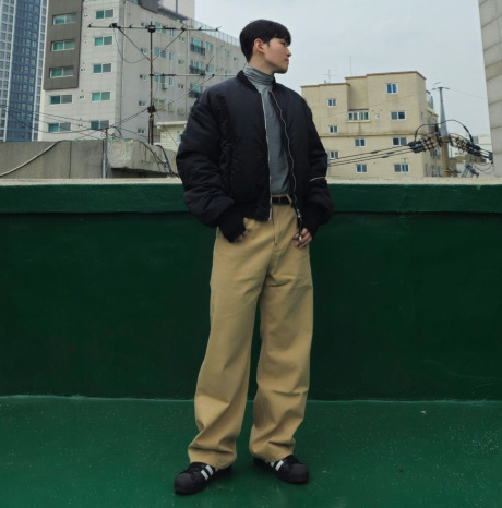 브랜디드(BRANDED) 1858 DEEP BEIGE JEANS [EXTRA WIDE STRAIGHT] 후기