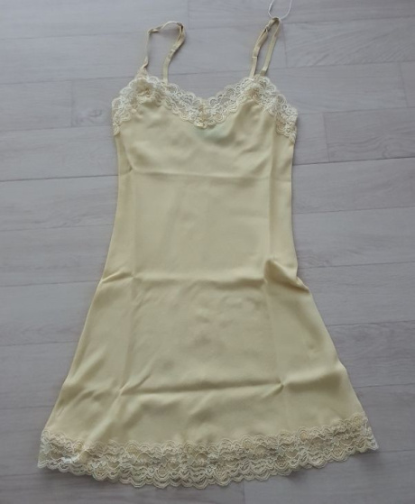 그린버터(GREENBUTTER) Vintage Lace Slip Mini dress (Yellow) 후기