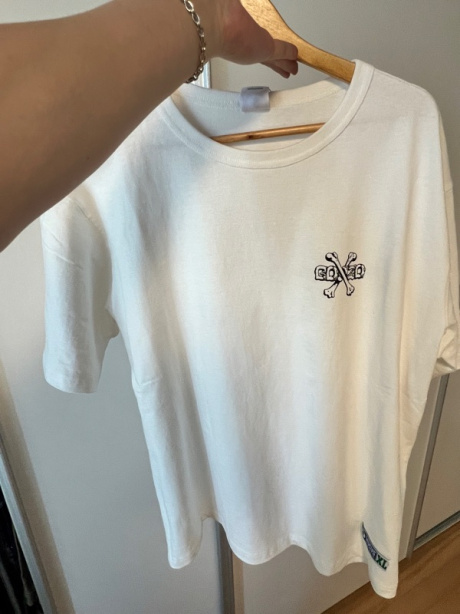 디스커스 애슬레틱(DISCUS ATHLETIC) Gonzo TV Cross Bones T-Shirt Off White 후기