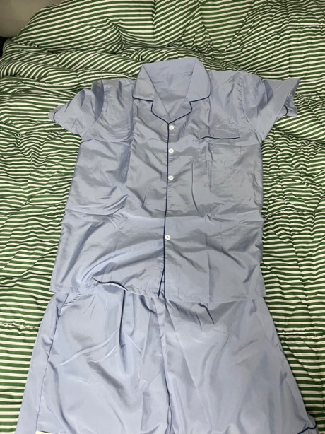 도씨(DOSSY) 실크핏 에센셜 반팔 커플 잠옷 세트 후기
