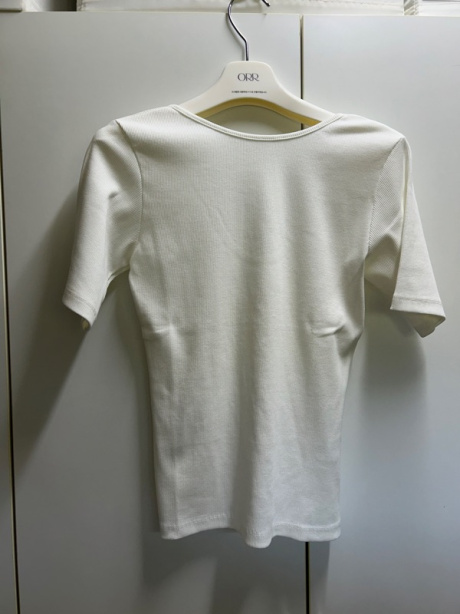 블루브릭(BLUEBRICK) Backless t-shirt (ivory) 후기