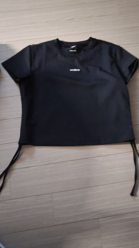 엄브로(UMBRO) 우먼스 골지 반팔 티셔츠 블랙(UP222CRS50) 후기