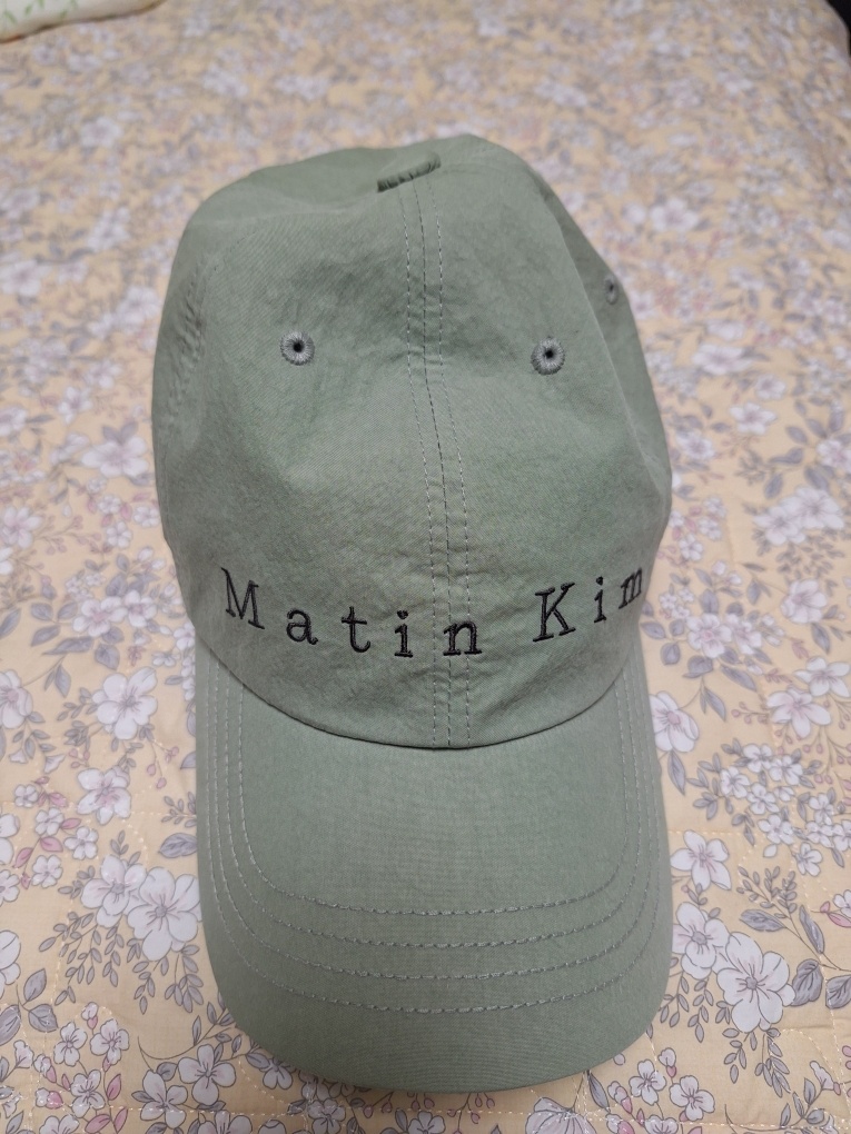 마뗑킴(MATIN KIM) MATIN TYPO BALL CAP IN GREY - 사이즈 & 후기 | 무신사