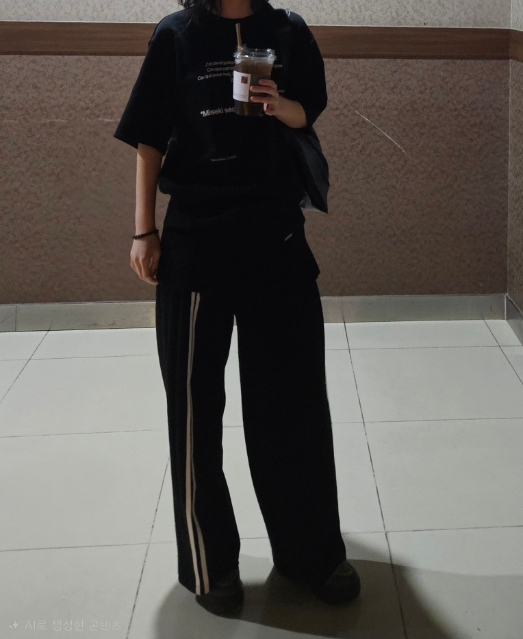 미세키서울(MISEKI SEOUL) Track Pleats skirt pants SET NAVY