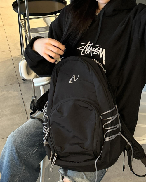 MUSINSA | NDY (nerdy) Almond Backpack Black