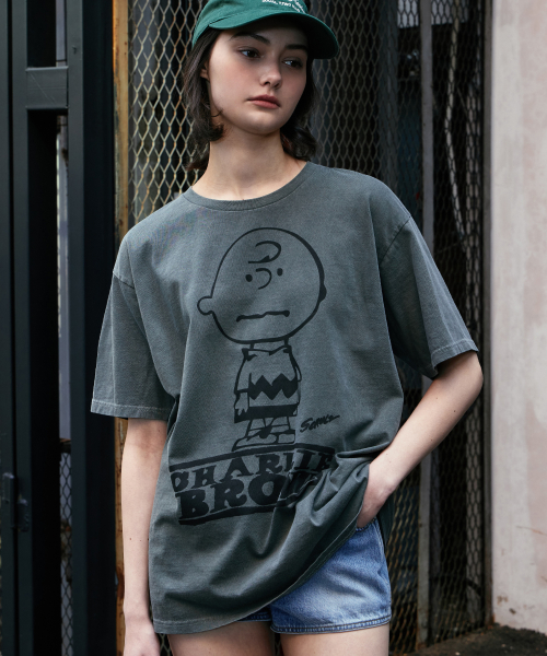 MUSINSA公式 | VTWO チャーリーブラウンピグメントTシャツ (カーキ)