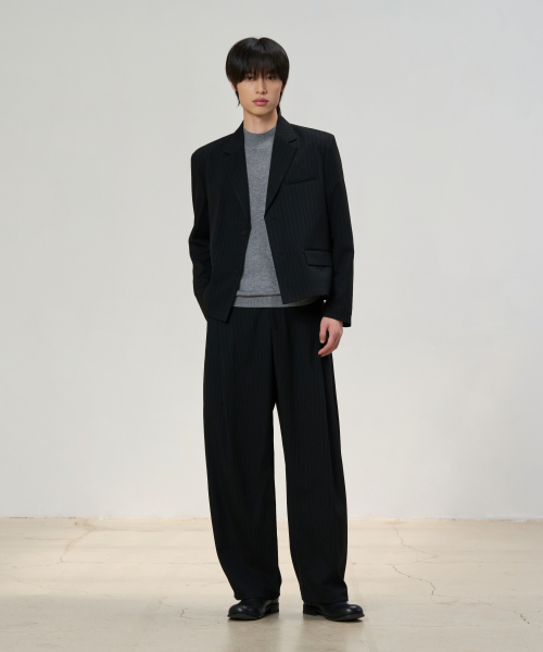 MUSINSA公式 | HYOJI クロップストライプセットアップスーツセット