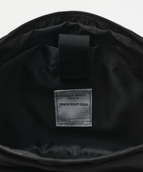 BUCKLE STRAP HOBO BAG thumbnail 16