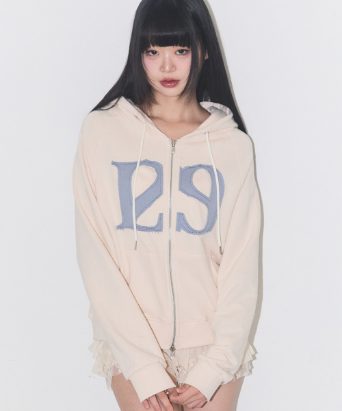 MUSINSA公式 | ILLIGO 129 ロゴパッチフードジップアップクリーム