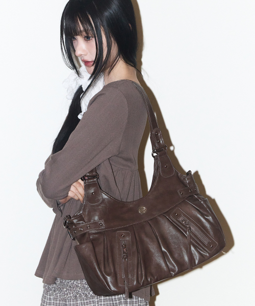 【美品】　ILLIGO アンバー バックルショルダーバッグ ブラウン MUSINSA公式 | ILLIGO アンバー バックルショルダーバッグ ブラウン