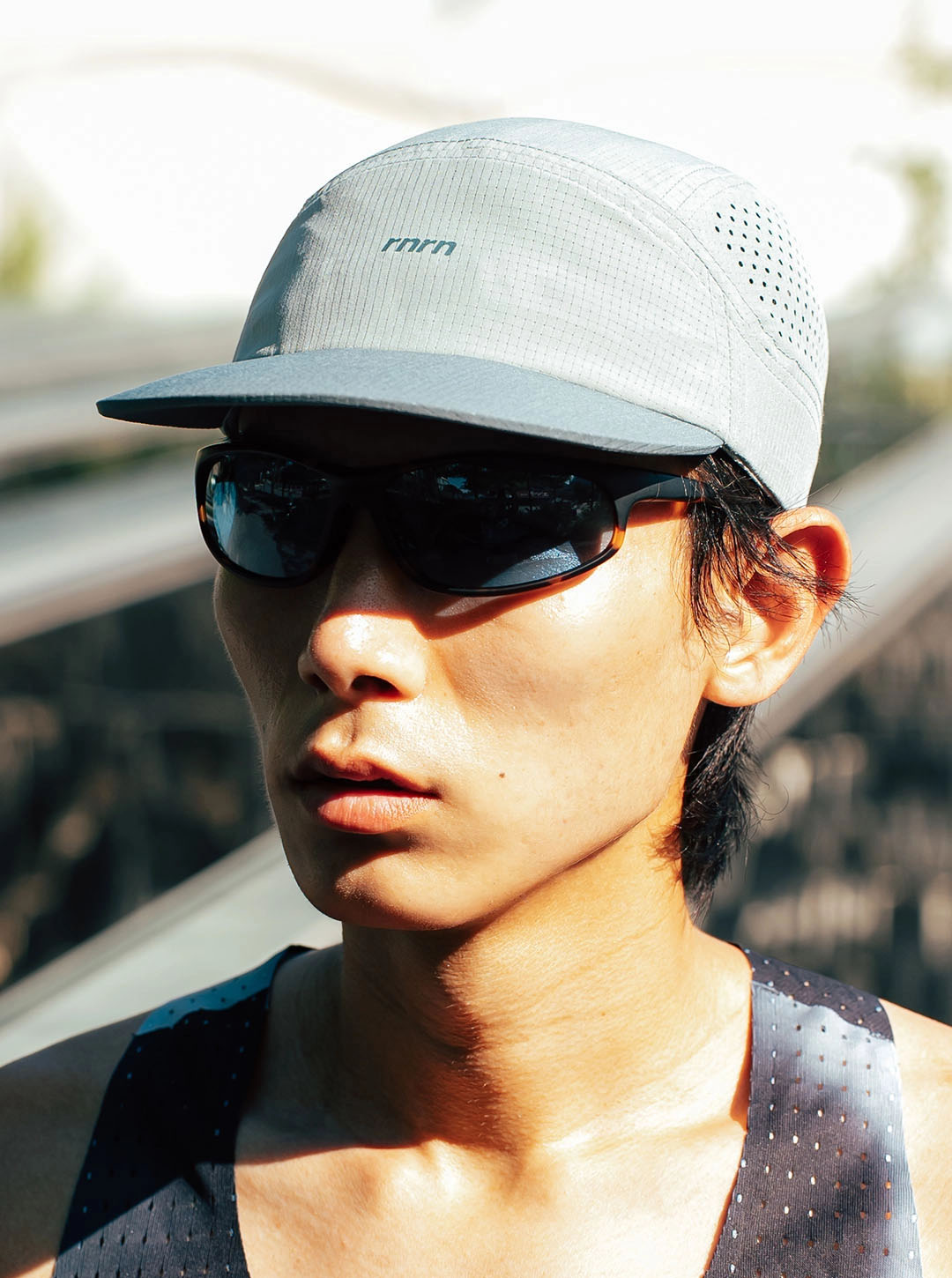 BREEZE TWO-TONE RUN CAP - 6 COLORS TEAL/MINT