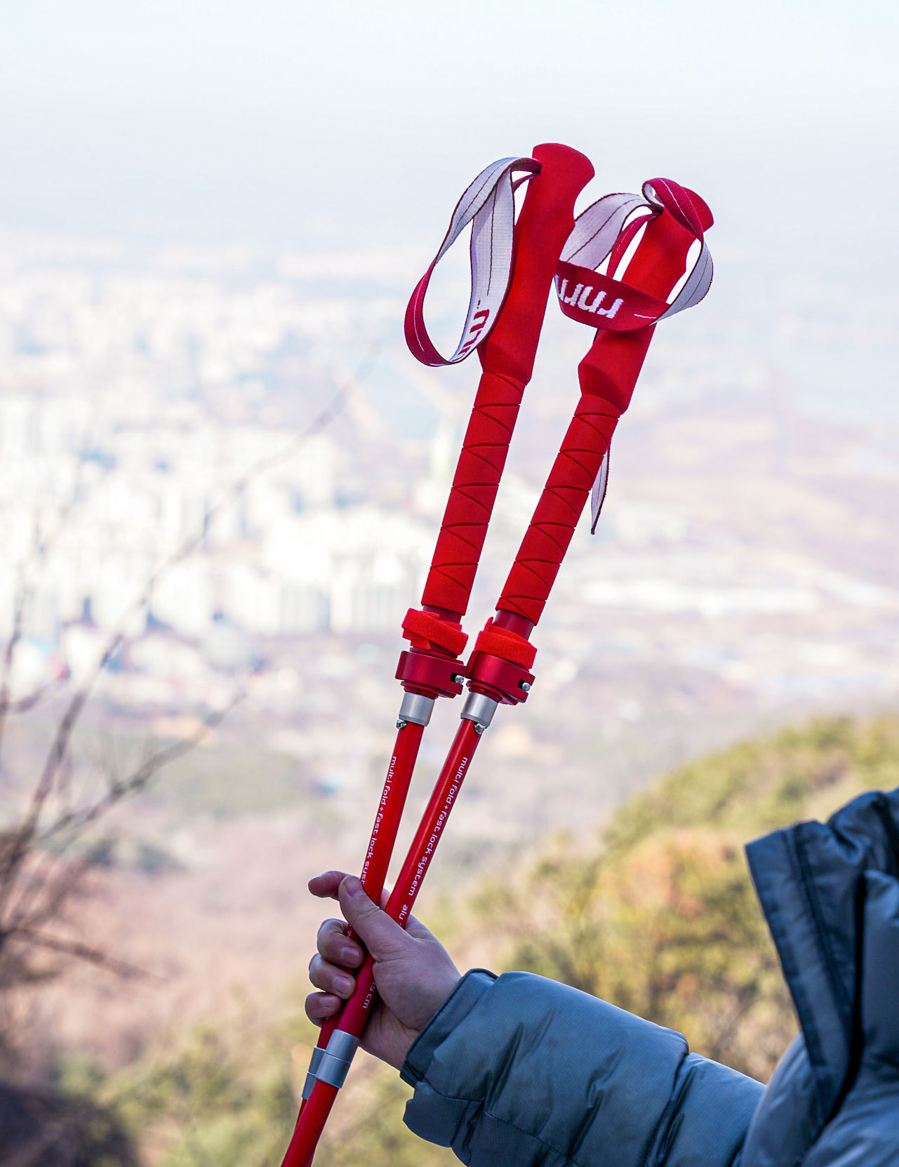 TREKKING POLES - 2 COLORS RED