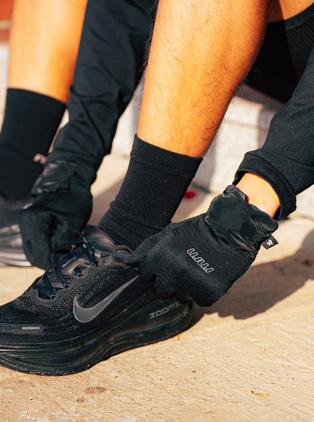 MITT GLOVES -