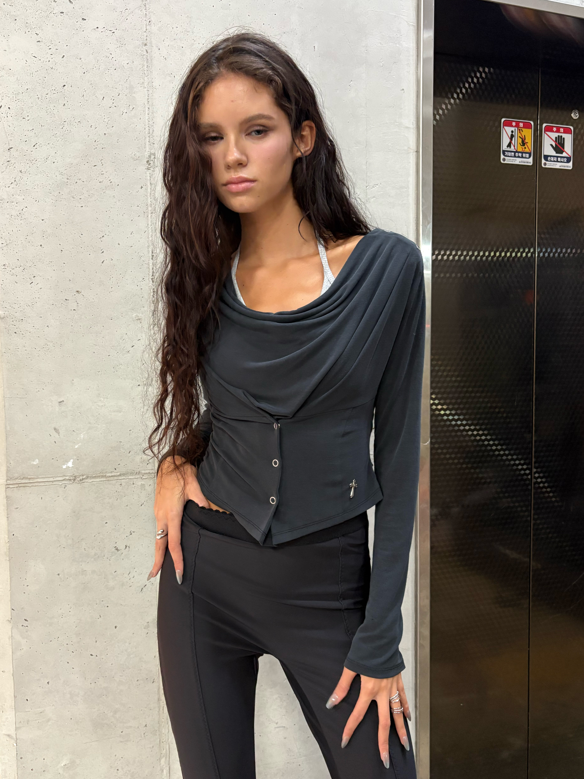 ECRU COWL TOP - 3 COLORS BLACK