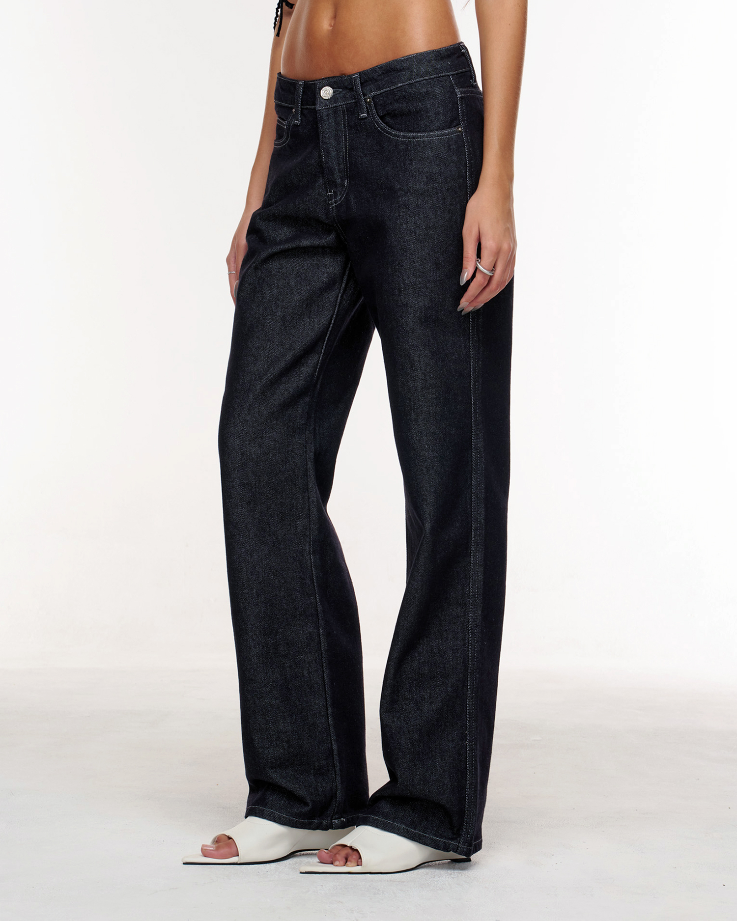 ALYS STRAIGHT JEAN