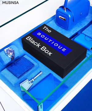 무신사 부티크 블랙박스 엽서 사은품 이미지