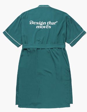 데상트 골프 샤워가운 사은품 이미지