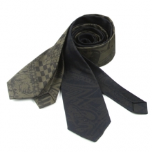 UTA 07 untage signature four in hand tie