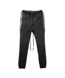 ROCKING JOGGER PANTS - BLACK(두꺼운소재 품절)