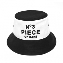 3D PIECE OF CAKE BUCKET HAT (WHT/BLK)