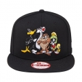 [950 스냅백] 루니툰 콜라보 프렌즈 950 LOONEY TUNES FRIEDNS BLACK / 11100696