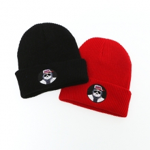 DOPE DOG WAPPEN BEANIE