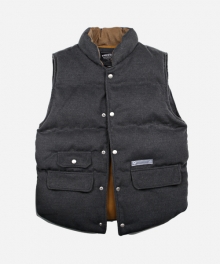 WOOL PADDING VEST 004 _ CHAR