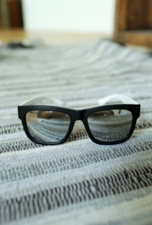 RECLOW Silver mirror sunglasses black&white