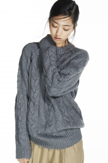 CABLE KNIT SWEATER GRAY