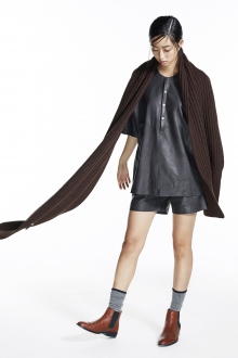 OVERSIZED MUFFLER BROWN