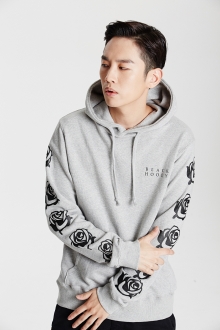 ROSES PULLOVER HOODIE GREY