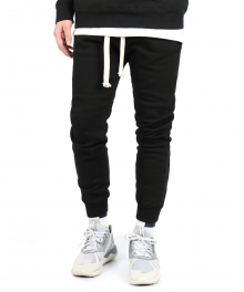 BT33 WINTER COTTON JOGGER (BLACK)