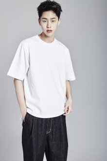 BASIC T SHIRT WHITE