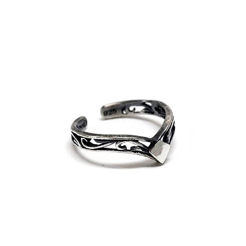 ANTIQUE SILVER KNUCKLE RING