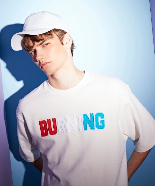 버닝(BURNING) BURNING coloring T-shirt (Ivory) - 32,000 | 무신사 스토어