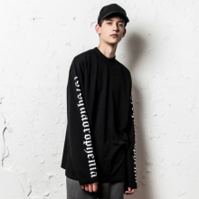 [Graphic] over sleeve black