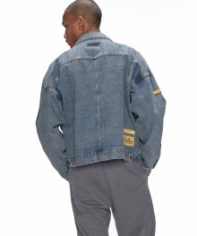 ESSAY. LABEL WASHED DENIM JACKET