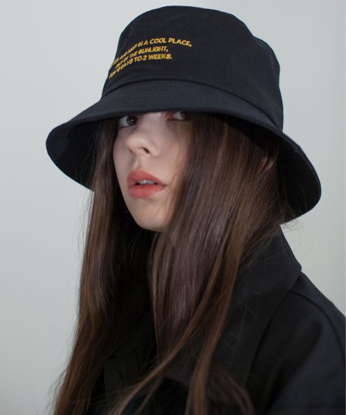 스텝온리(staffonly) STAFF BUCKET HAT