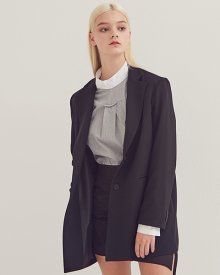 TWO BUTTON MINIMAL JACKET