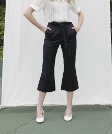 string pants_navy