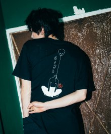 [아키요루]후우센 티셔츠 블랙