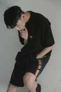 도름(DOLM) Rainbow line shorts Black