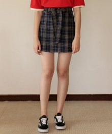 MG7S 3 CHECK BUCKLE SKIRT (NAVY)